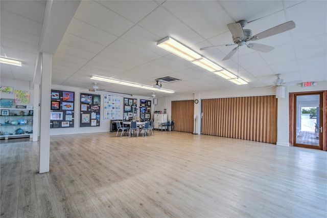 18675 US HIGHWAY 19 N 217, Clearwater, FL 33764