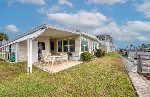 18675 US HIGHWAY 19 N 217, Clearwater, FL 33764