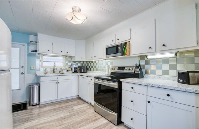 18675 US HIGHWAY 19 N 217, Clearwater, FL 33764