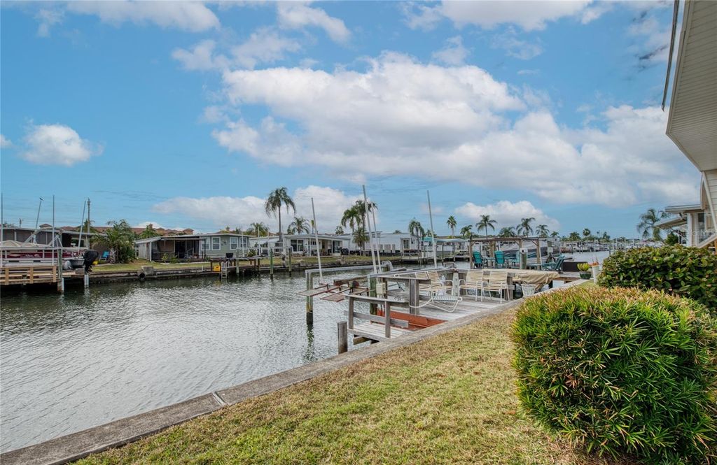 18675 US HIGHWAY 19 N 217, Clearwater, FL 33764