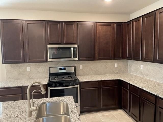3129 Morlanga ST, New Braunfels, TX 78130