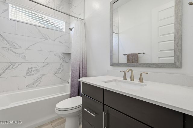2522 E PLEASANT Lane, Phoenix, AZ 85042