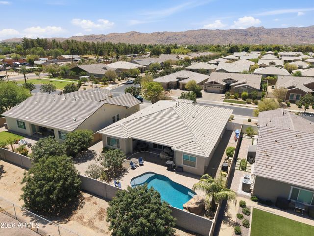 2522 E PLEASANT Lane, Phoenix, AZ 85042