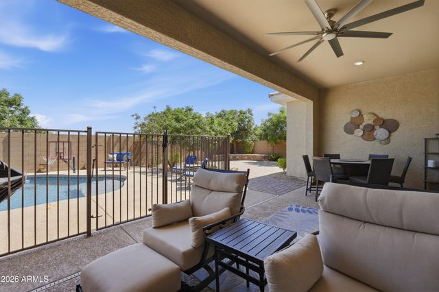 2522 E PLEASANT Lane, Phoenix, AZ 85042