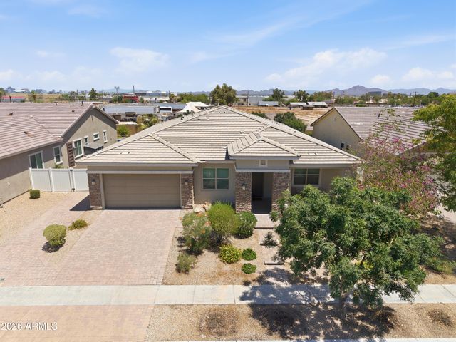 2522 E PLEASANT Lane, Phoenix, AZ 85042
