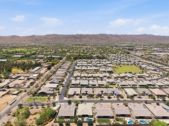 2522 E PLEASANT Lane, Phoenix, AZ 85042