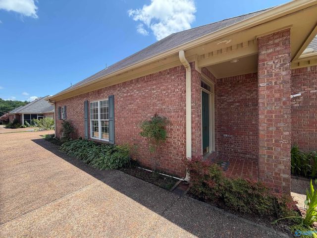 3704 Neches Court, Decatur, AL 35603