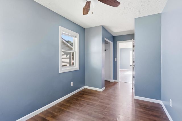 914 S Elsie Avenue, Davenport, IA 52802