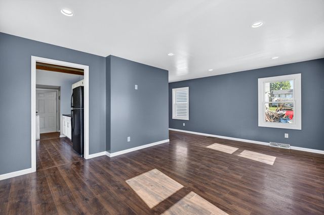 914 S Elsie Avenue, Davenport, IA 52802