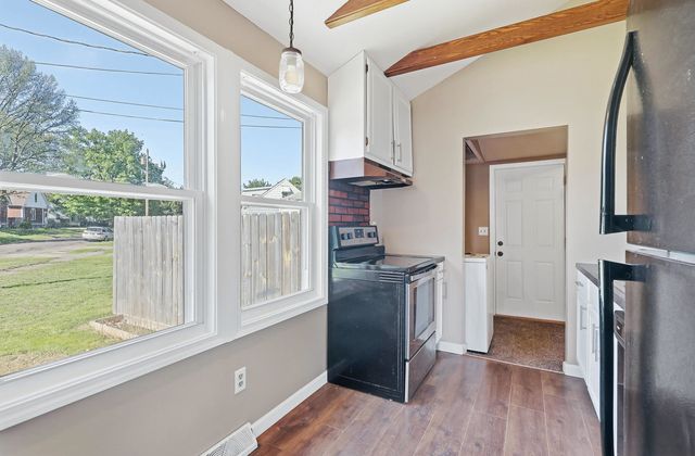914 S Elsie Avenue, Davenport, IA 52802