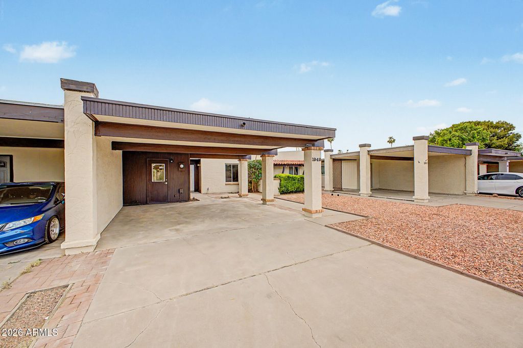1949 E DEL SUR Drive, Tempe, AZ 85283