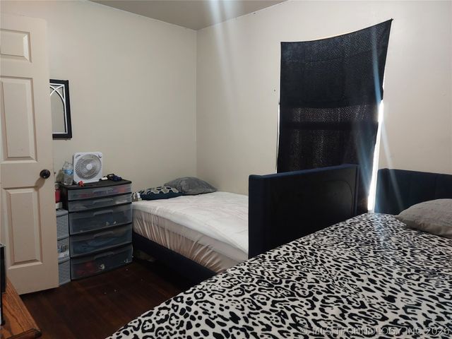 1055 N Canton Avenue, Tulsa, OK 74115