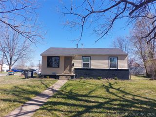 1055 N Canton Avenue, Tulsa, OK 74115