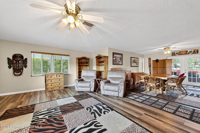 6033 Palm Street, Mims, FL 32754