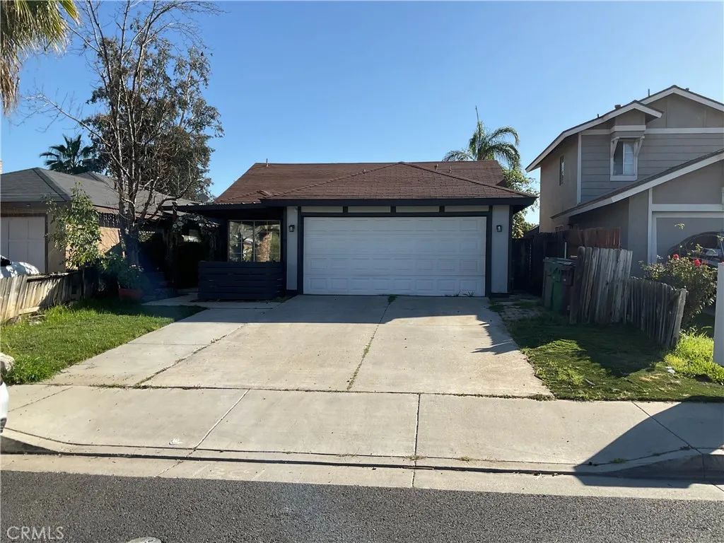 25851 Coriander Court, Moreno Valley, CA 92553
