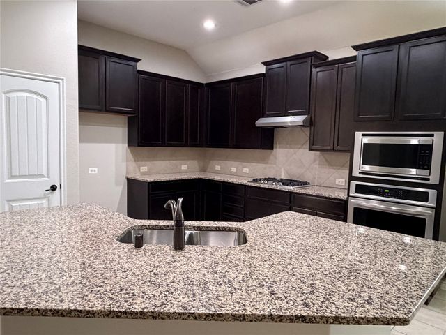2607 Idlewood Drive, Wylie, TX 75098