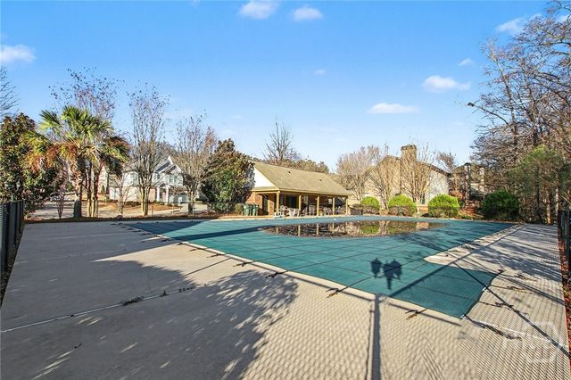 645 Parrish Pointe Drive, Athens, GA 30606