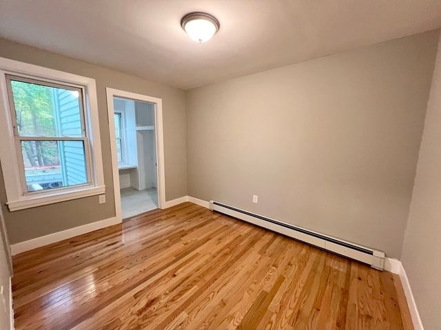 12 Saari Pkwy 1, Fitchburg, MA 01420