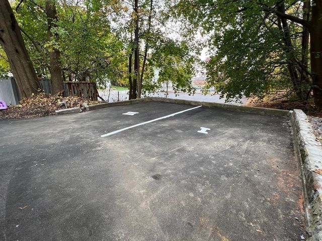 12 Saari Pkwy 1, Fitchburg, MA 01420