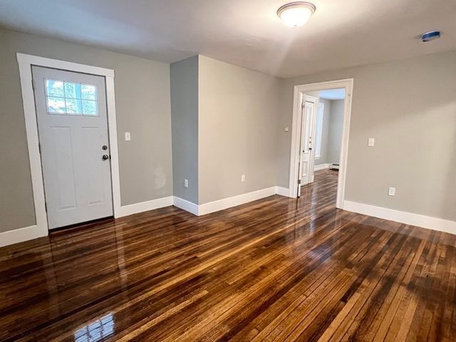 12 Saari Pkwy 1, Fitchburg, MA 01420