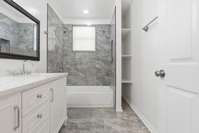 1703 W 19Th Street, North Little Rock, AR 72114