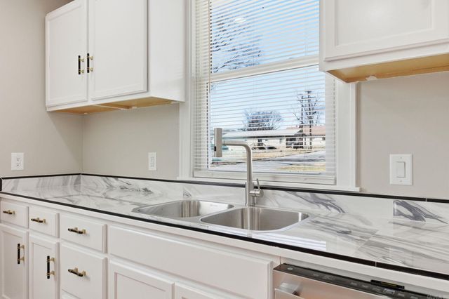 1703 W 19Th Street, North Little Rock, AR 72114