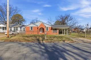 1703 W 19Th Street, North Little Rock, AR 72114