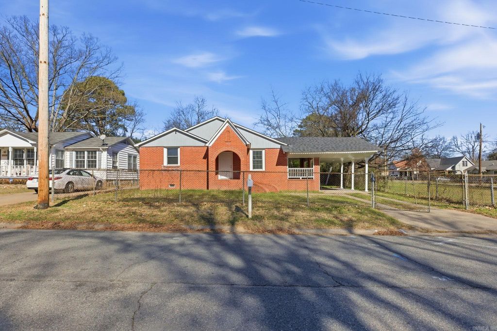 1703 W 19Th Street, North Little Rock, AR 72114