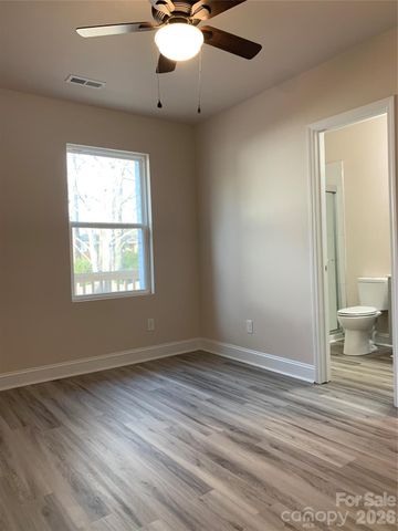 1020 Concord Avenue, Monroe, NC 28110