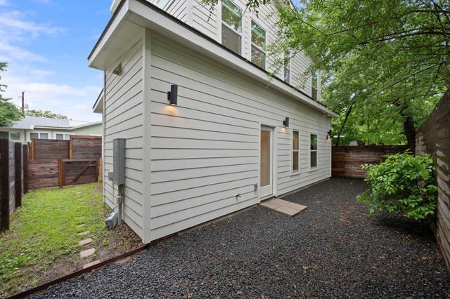 1204 W 51st ST 2, Austin, TX 78756