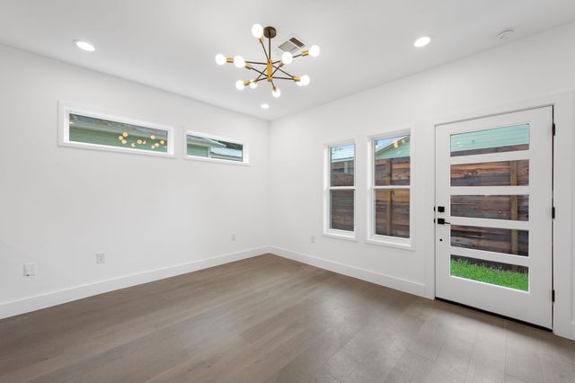 1204 W 51st ST 2, Austin, TX 78756