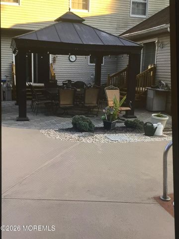 725 Skoog Court, Brick, NJ 08724