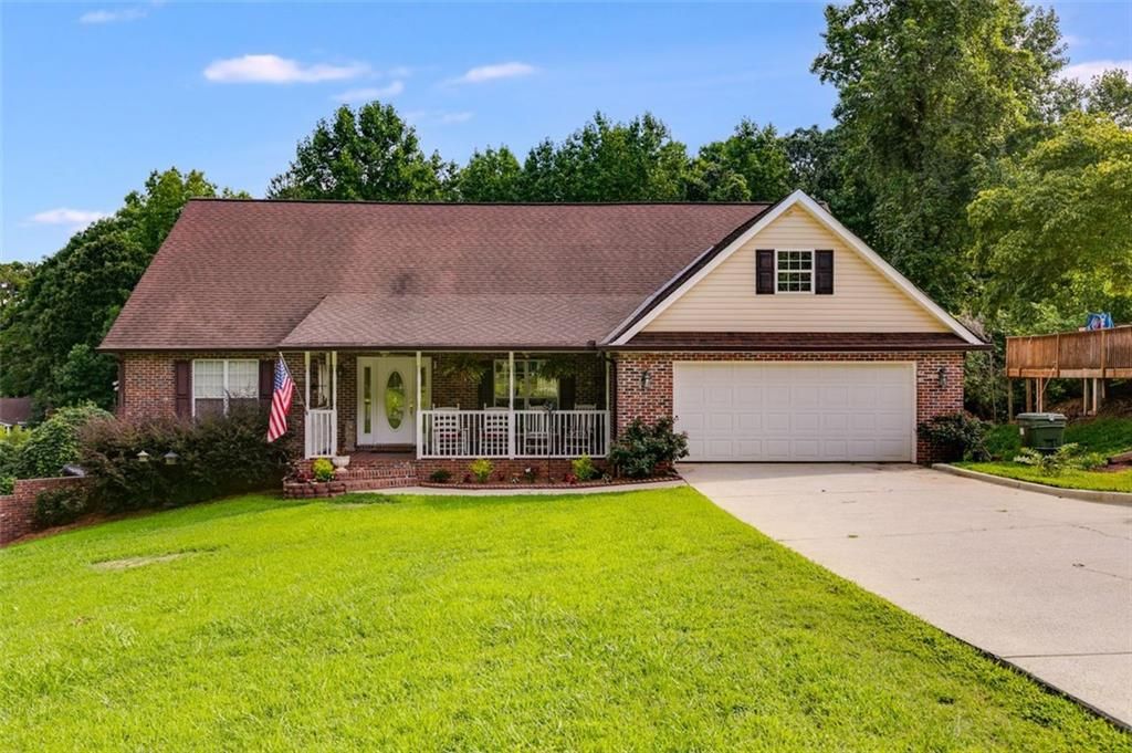 144 SW Bobs SW Drive, Mableton, GA 30126