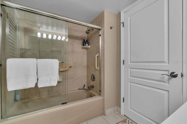 6263 MIDNIGHT PASS ROAD 105, Sarasota, FL 34242