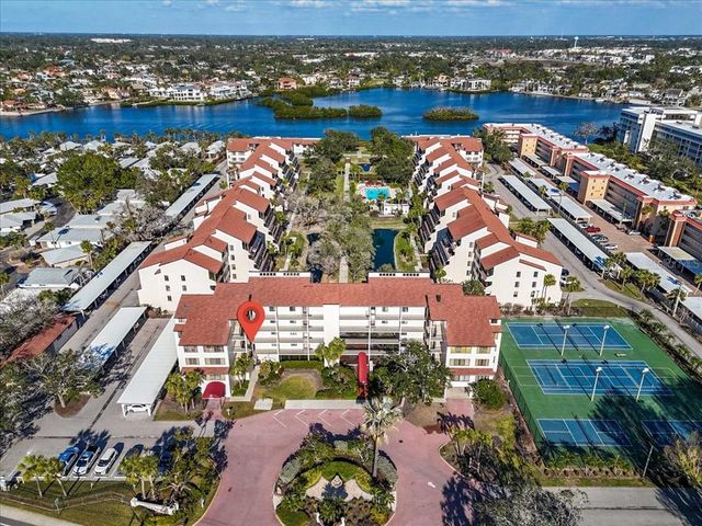 6263 MIDNIGHT PASS ROAD 105, Sarasota, FL 34242