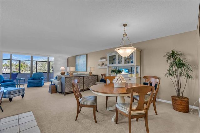 6263 MIDNIGHT PASS ROAD 105, Sarasota, FL 34242