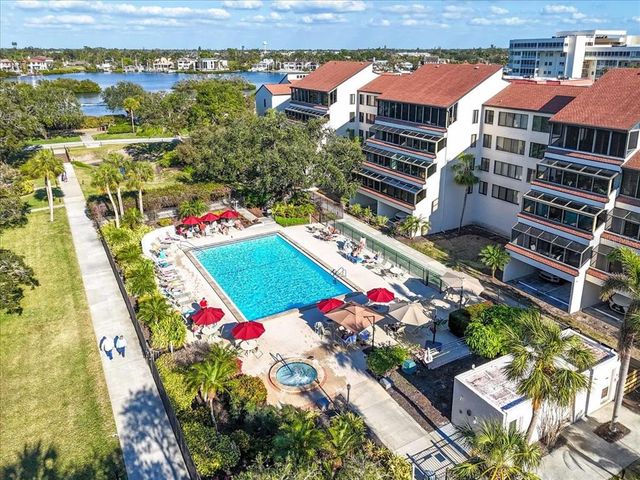 6263 MIDNIGHT PASS ROAD 105, Sarasota, FL 34242