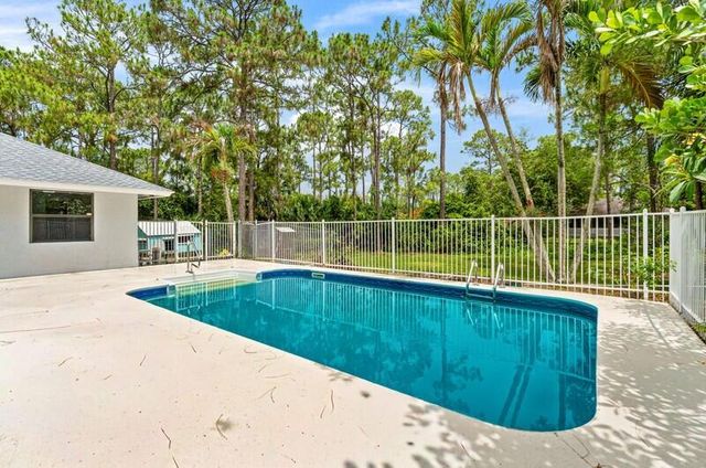 12689 68TH Street N, The Acreage, FL 33412