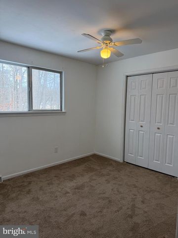 24 BALTUSROL CT, Dover, DE 19904