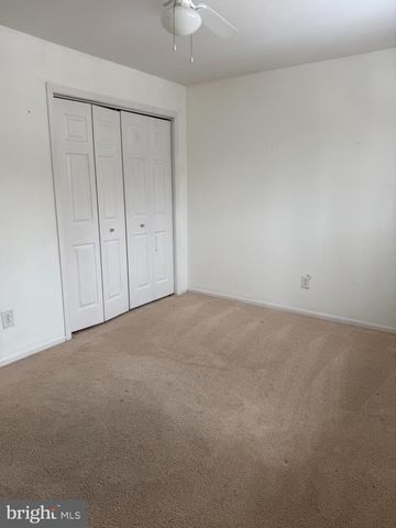 24 BALTUSROL CT, Dover, DE 19904