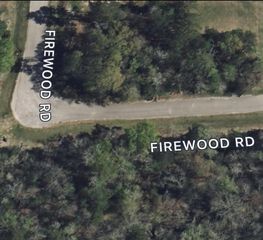 56 Firewood Road, Huntsville, TX 77340