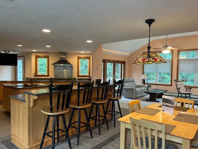 38 Bayberry Dr, Westport, MA 02790