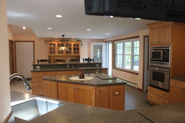 38 Bayberry Dr, Westport, MA 02790