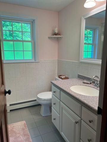 38 Bayberry Dr, Westport, MA 02790