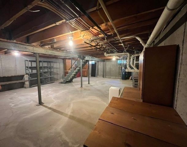 38 Bayberry Dr, Westport, MA 02790