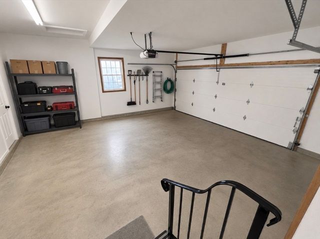 38 Bayberry Dr, Westport, MA 02790