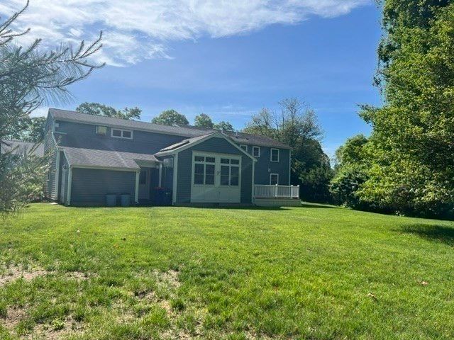 38 Bayberry Dr, Westport, MA 02790
