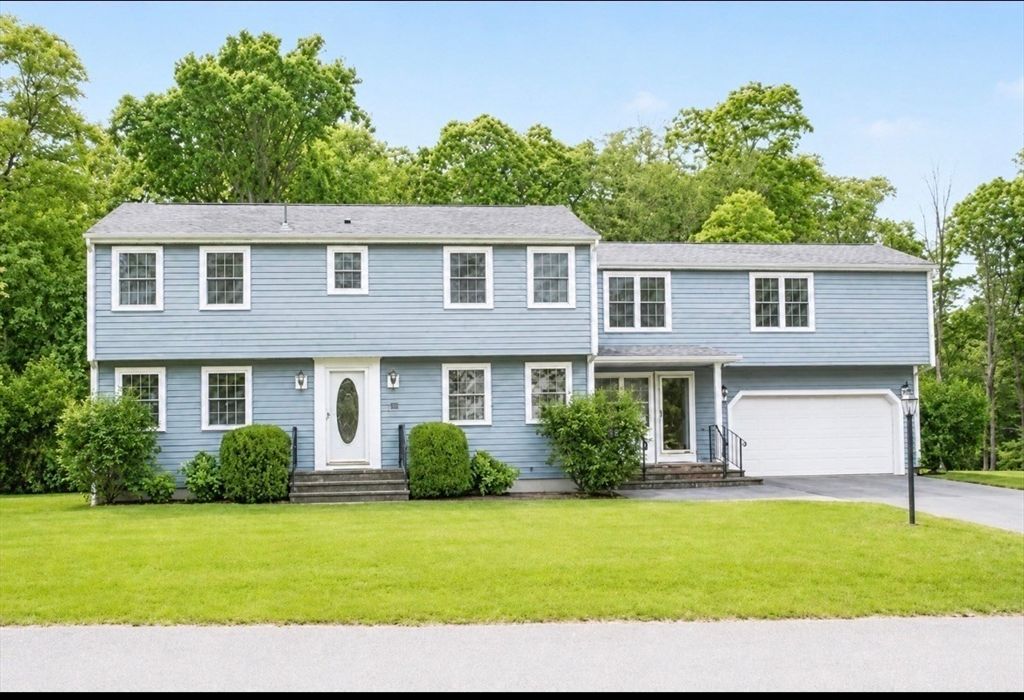38 Bayberry Dr, Westport, MA 02790