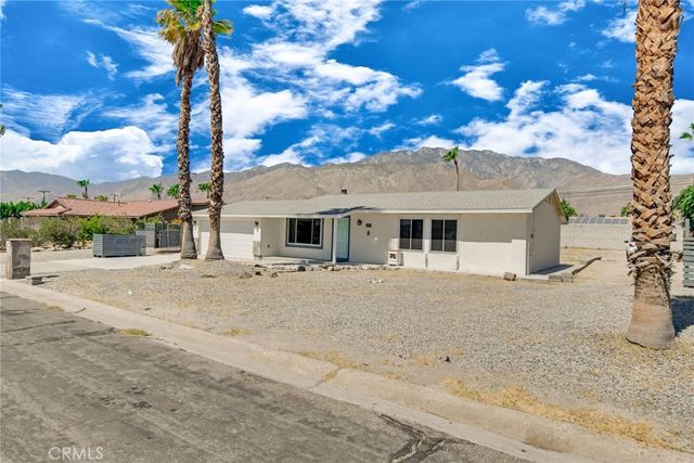 2297 Nicola W, Palm Springs, CA 92262