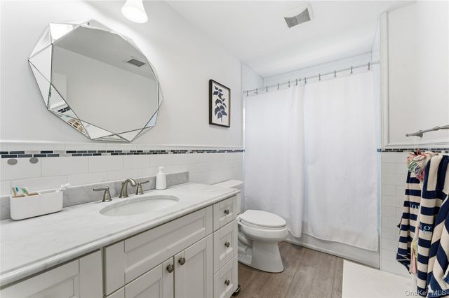 3483 Frederick Street, Oceanside, NY 11572